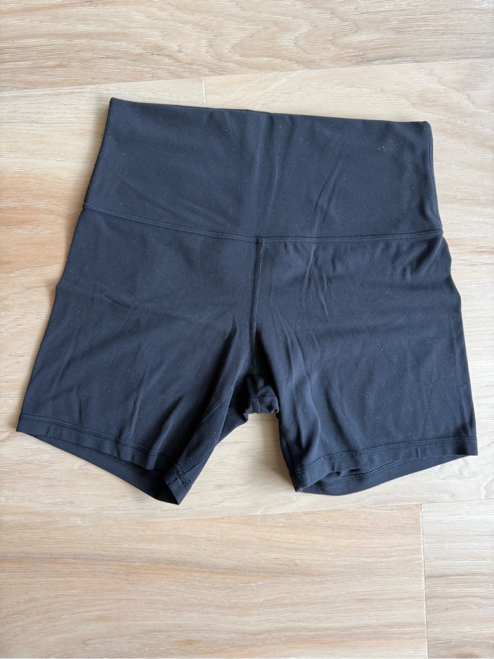 Size 6 lululemon Align High Waist Black Women's Athletic Shorts